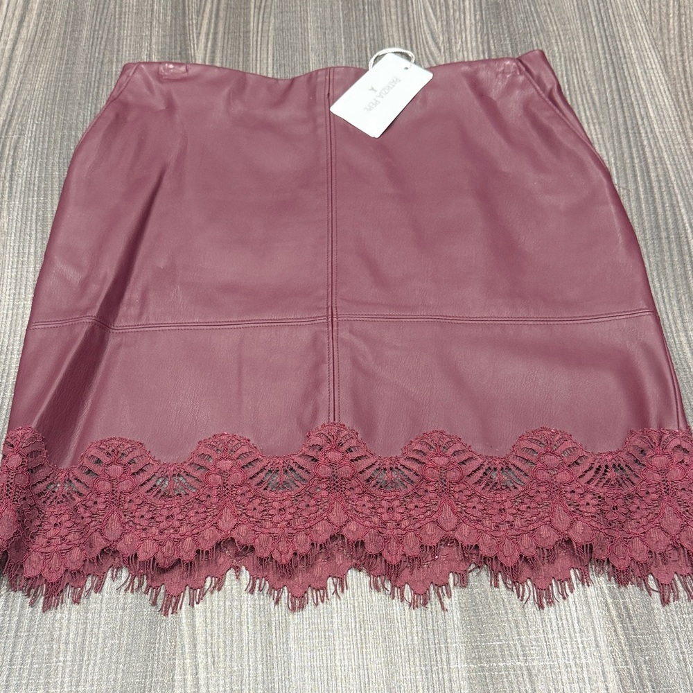 Patrizia Pepe Maroon Pencil Skirt with Lace Detail